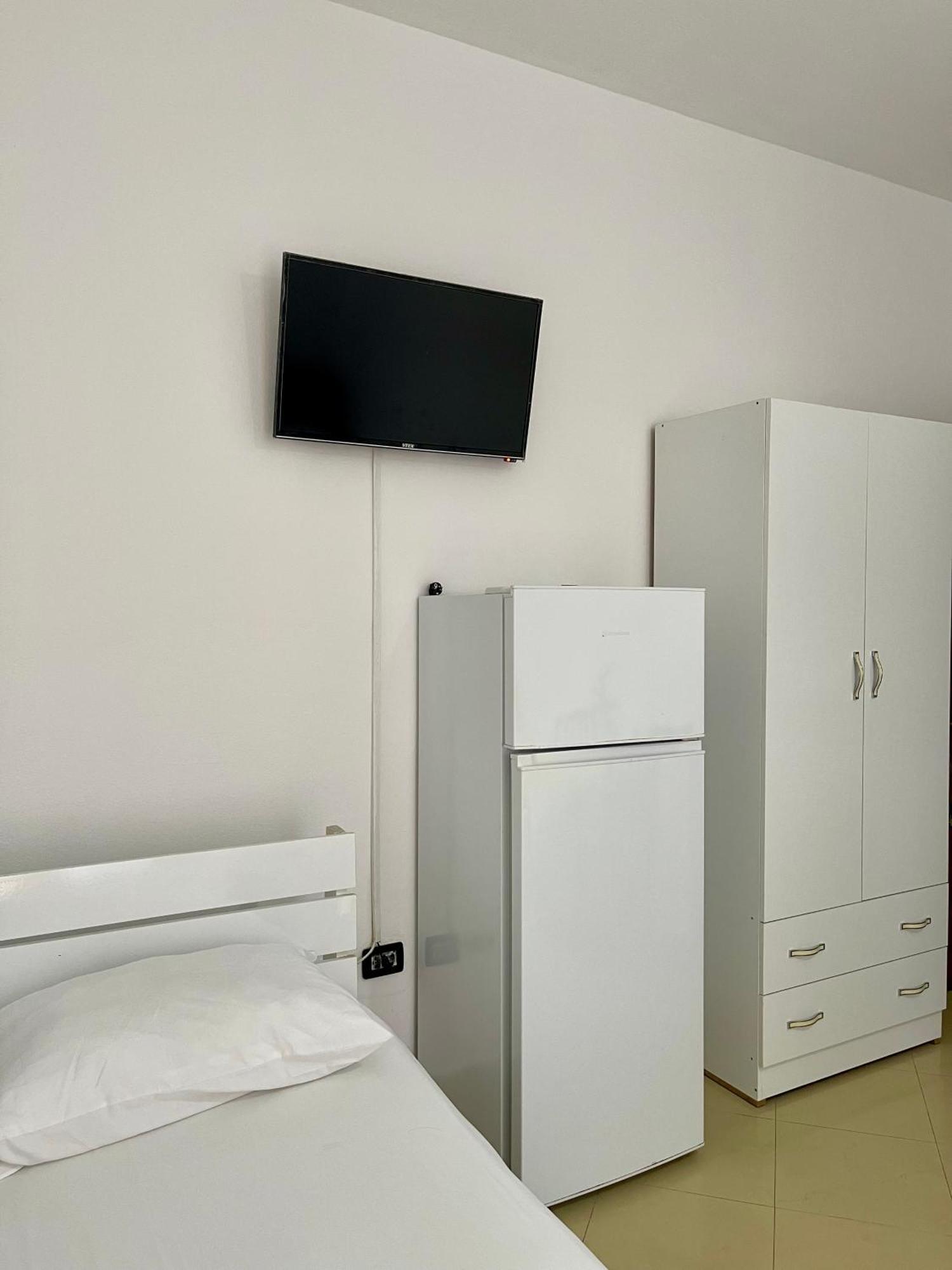 Marra'S Rooms Durrës Exteriör bild